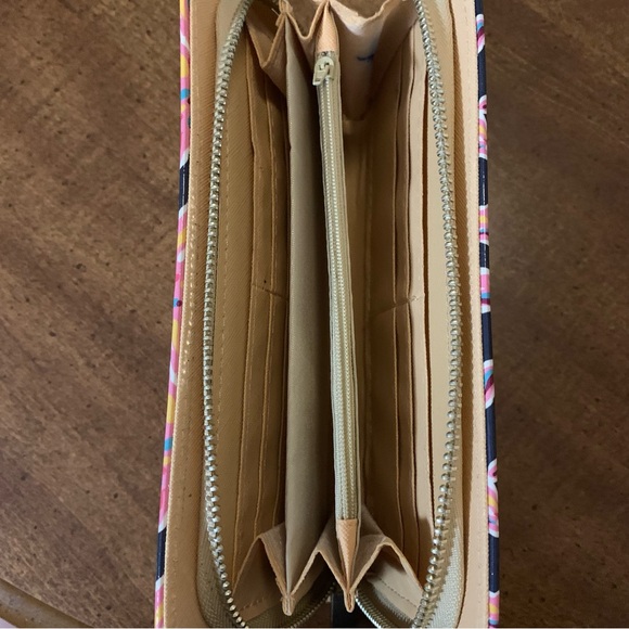 Simply Southern Starfish Wallet - Picture 3 of 4